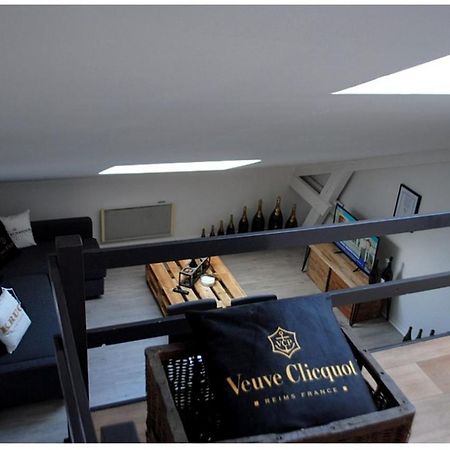 Studio Champagne Apartment Reims Ngoại thất bức ảnh