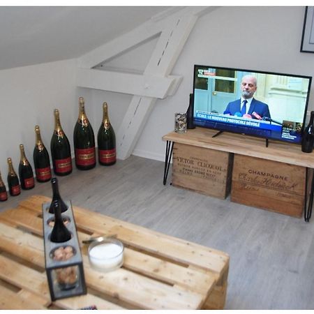 Studio Champagne Apartment Reims Ngoại thất bức ảnh