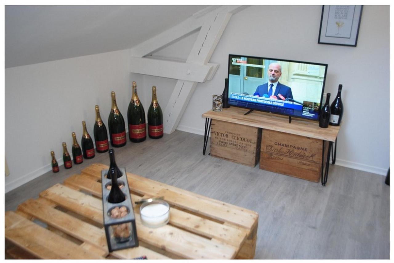 Studio Champagne Apartment Reims Ngoại thất bức ảnh